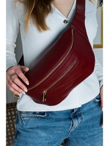 Victor & Hugo Paris Skórzana saszetka "Isla" w kolorze bordowym - 40 x 15 x 3 cm rozmiar: onesize. Czerwone nerki i saszetki Victor & Hugo Paris, bez wzorów, z materiału. Za 217,99 zł.