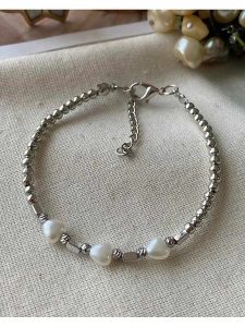 Luseera Pozłacana bransoletka rozmiar: onesize. Szare bransoletki Luseera, z perłą, pozłacane. Za 34,99 zł.