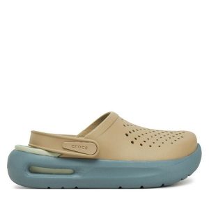 Klapki Crocs. Zielone klapki Crocs, bez wzorów, bez obcasa. Za 269,99 zł.