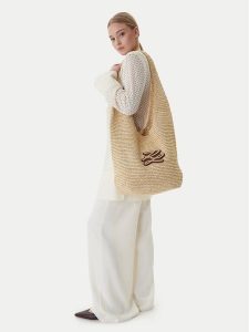 KARL LAGERFELD Torebka B1W46071 Beżowy. Brązowe torebki klasyczne KARL LAGERFELD, bez wzorów, z syntetyku, bez dodatków. Za 699,99 zł.