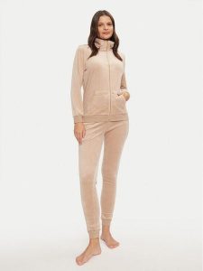 Selmark Piżama P9074 Beżowy Regular Fit. Brązowe piżamy Selmark, bez wzorów, z syntetyku, bez ramiączek. Za 209,99 zł.