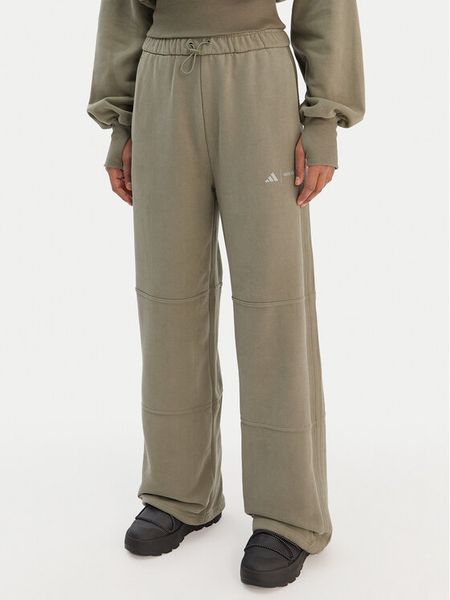 Adidas Spodnie dresowe JM1099 Zielony Regular Fit. Zielone spodnie dresowe ADIDAS, xs, bez wzorów, z bawełny. Za 299,99 zł.