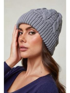 Soft Cashmere Czapka w kolorze szarym rozmiar: onesize. Szare czapki Soft Cashmere, bez wzorów, z materiału. Za 78,99 zł.