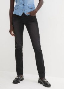 Dżinsy Straight, mid waist, super stretch, z wygodnym paskiem. Niebieskie jeansy bonprix, bez wzorów, z jeansu. Za 117,99 zł.