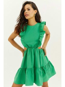 Cool and sexy Sukienka w kolorze zielonym rozmiar: S. Zielone sukienki Cool and sexy, s, bez wzorów, bez kołnierzyka, bez ramiączek, mini. Za 119,95 zł.