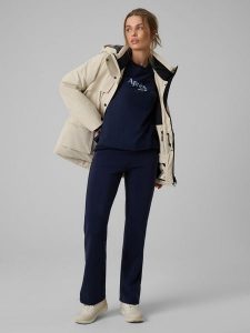 4F Spodnie dresowe z modalem damskie - granatowe S. Niebieskie spodnie dresowe 4f, s, bez wzorów, z dresówki. Za 189,99 zł.