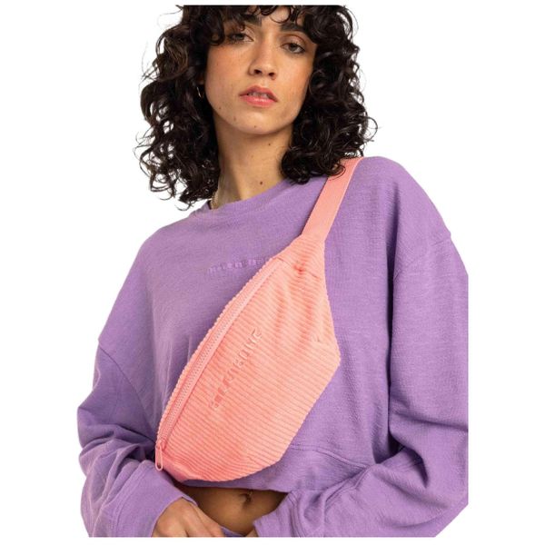 Saszetka nerka damska Billabong Week End Together. Czerwone nerki i saszetki Billabong, bez wzorów. Za 89,99 zł.