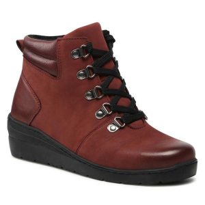 Trzewiki Go Soft. Czerwone botki Go Soft, bez wzorów, bez obcasa, na koturnie, bez zapięcia. Za 124,99 zł.