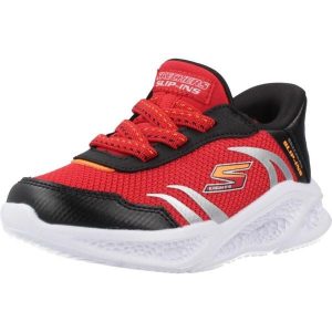 Buty SKECHERS SLIP-INS METEOR LIGHTS Czerwony. Czerwone buty trekkingowe Skechers, z syntetyku, bez zapięcia. Za 237,99 zł.