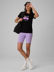 4F Legginsy kolarki z prążkowanej dzianiny damskie - fioletowe M. Fioletowe legginsy 4f, bez wzorów, z dzianiny, z podwyższonym stanem. Za 79,99 zł.