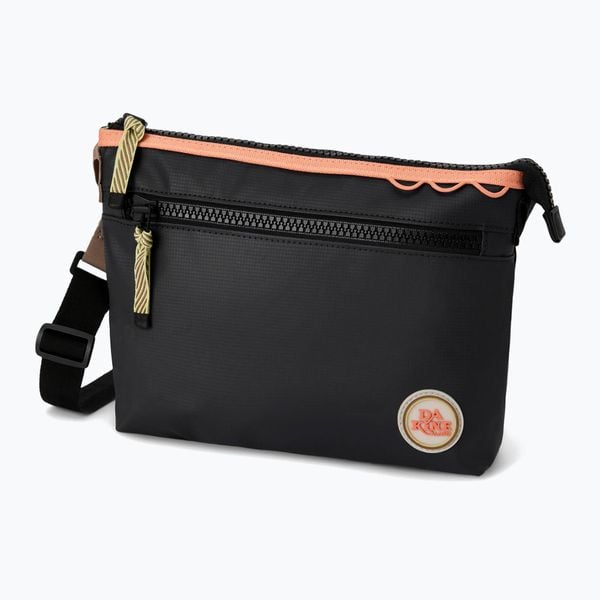 Saszetka Dakine Renovation. Czarne nerki i saszetki Dakine, bez wzorów. Za 169,99 zł.