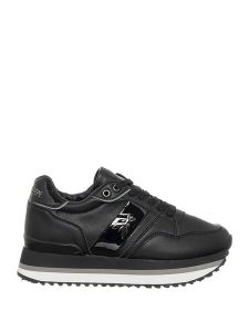 Patrizia Pepe Sneakersy w kolorze czarnym rozmiar: 38. Czarne trampki Patrizia Pepe, bez wzorów, bez zapięcia. Za 329,42 zł.