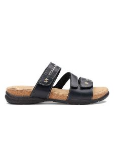 Clarks Skórzane klapki w kolorze czarnym rozmiar: 41. Czarne klapki Clarks, bez wzorów, ze skóry, z otwartym noskiem, bez obcasa. Za 184,46 zł.