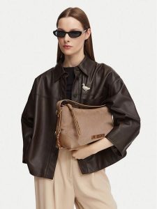 LOVE MOSCHINO Torebka JC4091PP1PLD110A Beżowy. Brązowe torebki klasyczne LOVE MOSCHINO, bez wzorów, ze skóry, bez dodatków. Za 639,99 zł.