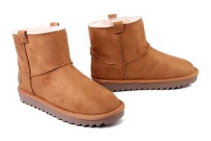 RIEKER 99870-24 brown, botki damskie. Brązowe botki Rieker, bez wzorów, bez obcasa, bez zapięcia. Za 329,90 zł.