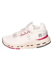 ON RUNNING Sneakersy "Cloudnova" w kolorze białym rozmiar: 36. Białe trampki On Running, bez wzorów, z materiału, bez zapięcia. Za 398,77 zł.