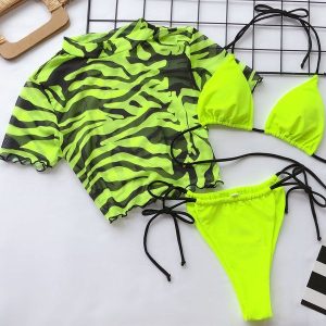 Strój kąpielowy z crop topem na lato plażowy wzór Senada. Czerwone stroje jednoczęściowe Intica, bez wzorów, z materiału. Za 159,00 zł.