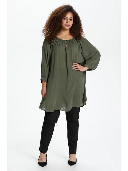 KAFFE curve Tunika "Ami" w kolorze zielonym rozmiar: 52. Zielone tuniki KAFFE curve, na imprezę, bez wzorów, z wiskozy, bez kołnierzyka, bez ramiączek. Za 43,99 zł.