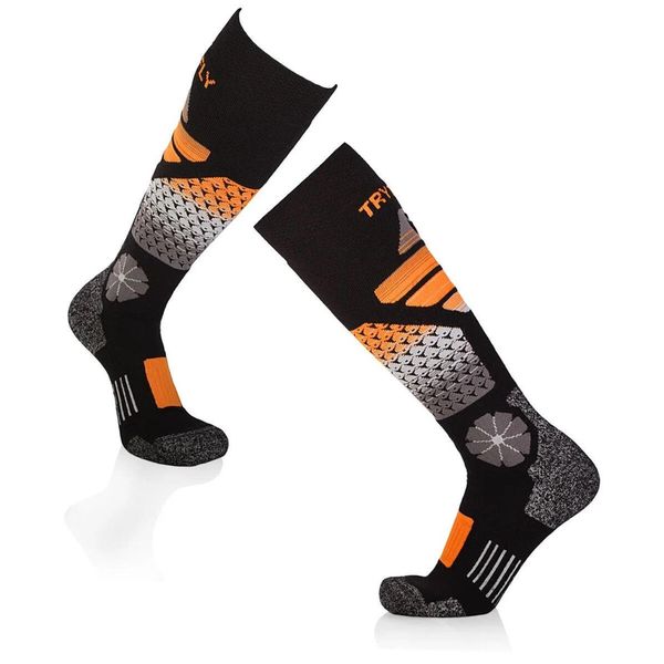 Skarpety narciarskie z wełny merynosów 3/4 długości, czarno-pomarańczowe. Brązowe rękawiczki TRY TO FLY, na zimę, bez wzorów, z wełny. W wyprzedaży za 117,72 zł.