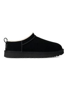 UGG Skórzane botki w kolorze czarnym rozmiar: 36. Czarne botki Ugg, bez wzorów, bez obcasa, bez zapięcia. Za 418,69 zł.