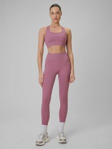 Legginsy fitness bezszwowe damskie. Fioletowe legginsy 4f, bez wzorów, z dzianiny, z podwyższonym stanem, długie. Za 129,99 zł.