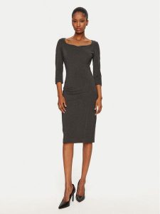 Rinascimento Sukienka codzienna CFC0122084003 Szary Regular Fit. Szare kombinezony Rinascimento, l, bez wzorów, z wiskozy, bez kołnierzyka, bez ramiączek. Za 479,99 zł.