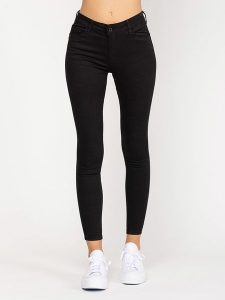 Tantra Dżinsy - Skinny fit - w kolorze czarnym rozmiar: XL. Czarne jeansy Tantra, z aplikacjami, ze skóry. Za 122,96 zł.