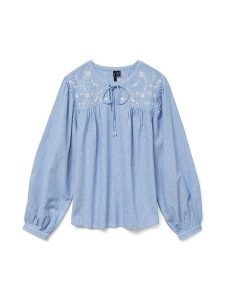 Vero Moda Bluzka w kolorze błękitnym rozmiar: M. Niebieskie bluzki Vero Moda, m, bez wzorów, z bawełny, bez kołnierzyka, bez ramiączek. Za 79,03 zł.