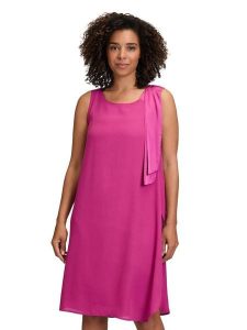 CARTOON Sukienka w kolorze różowym rozmiar: 40. Różowe sukienki Cartoon, na co dzień, z aplikacjami, bez kołnierzyka, bez ramiączek, midi, proste. Za 126,99 zł.