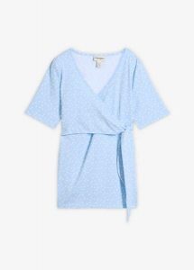 T-shirt 2 w 1, kopertowy dekolt, na okres ciąży i po nim. Niebieskie t-shirty bonprix, bez wzorów, bez kołnierzyka, moda ciążowa, bez ramiączek. Za 59,99 zł.