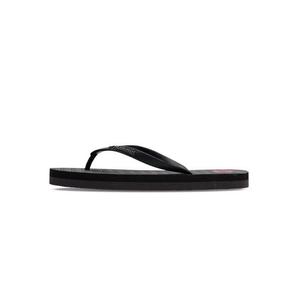 Klapki Hummel Flip Flop 1.0. Brązowe klapki Hummel, bez wzorów, bez obcasa. Za 155,00 zł.