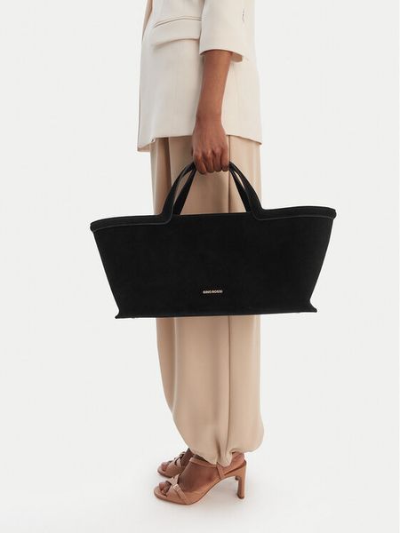 GINO ROSSI Torebka EO-LA224-19153B Czarny. Czarne torebki klasyczne Gino Rossi, bez wzorów, ze skóry, bez dodatków. Za 499,99 zł.