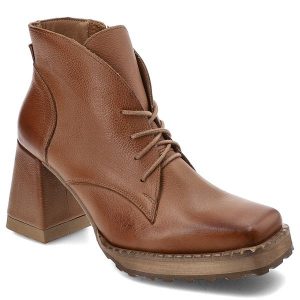 Brązowe Botki Armodo Stylowe Obuwie Damskie. Brązowe botki Armodo, bez wzorów, z jeansu, bez obcasa, na obcasie, bez zapięcia. Za 379,00 zł.
