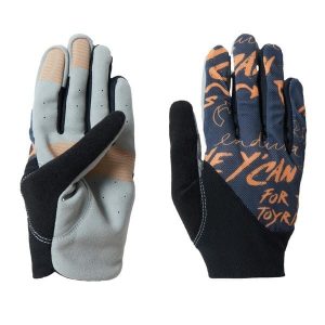 Długie rękawice Endura Hummvee Lite. Szare rękawiczki ENDURA, bez wzorów. Za 119,99 zł.