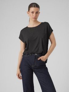 Vero Moda Bluzka w kolorze czarnym rozmiar: S. Czarne bluzki Vero Moda, s, bez wzorów, z wiskozy, klasyczne, bez kołnierzyka, bez ramiączek. Za 43,88 zł.