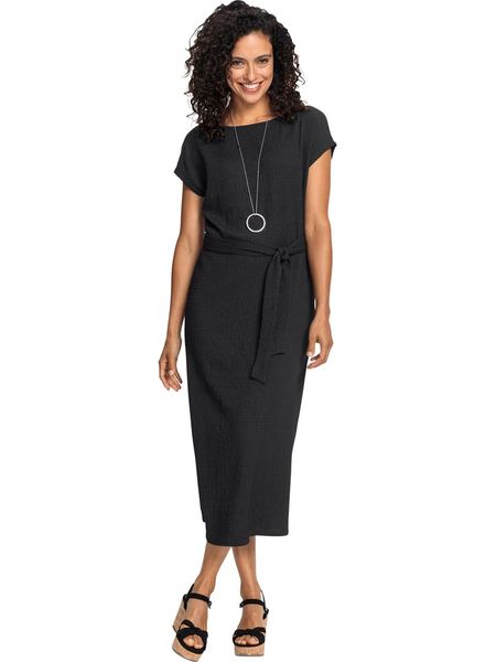 WITT WEIDEN Sukienka w kolorze czarnym rozmiar: 54. Czarne sukienki WITT WEIDEN, na co dzień, bez wzorów, z tkaniny, bez kołnierzyka, bez ramiączek, midi, proste. Za 65,23 zł.