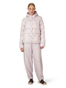 Ilse Jacobsen Kurtka pikowana w kolorze jasnoróżowym rozmiar: 34. Różowe kurtki Ilse Jacobsen, bez wzorów, bez kaptura. Za 361,95 zł.