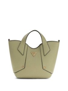 Guess Torebka Darcy Mini HWBG99 14750 Zielony. Zielone torebki klasyczne Guess, z aplikacjami, ze skóry, bez dodatków. Za 659,99 zł.