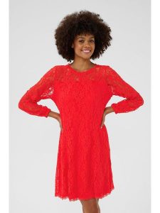 Cream Sukienka w kolorze czerwonym rozmiar: M. Czerwone sukienki Cream, m, bez wzorów, z koronki, bez kołnierzyka, bez ramiączek, midi. Za 168,46 zł.