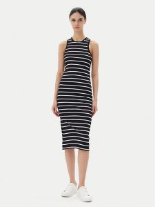 ONLY Sukienka codzienna Belfast 15323632 Czarny Regular Fit. Czarne kombinezony ONLY, m, bez wzorów, z bawełny, bez kołnierzyka, bez ramiączek. Za 69,99 zł.