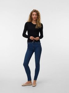 Vero Moda Kardigan w kolorze czarnym rozmiar: XS. Czarne kardigany Vero Moda, ze splotem. Za 124,11 zł.