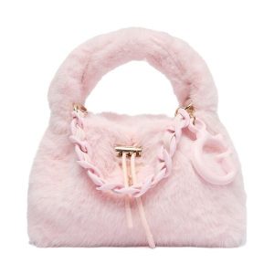 Torebka Guess. Czerwone torebki klasyczne Guess, z aplikacjami, bez dodatków. Za 209,99 zł.