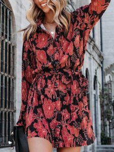 Milan Kiss Sukienka w kolorze czarno-czerwonym rozmiar: S. Czarne sukienki Milan Kiss, na co dzień, s, bez wzorów, z tkaniny, bez kołnierzyka, bez ramiączek, mini, proste. Za 130,99 zł.