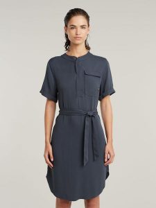 G-Star Sukienka w kolorze granatowym rozmiar: M. Niebieskie sukienki G-Star, na co dzień, m, bez wzorów, z tkaniny, retro, bez kołnierzyka, bez ramiączek, midi, proste. Za 240,43 zł.