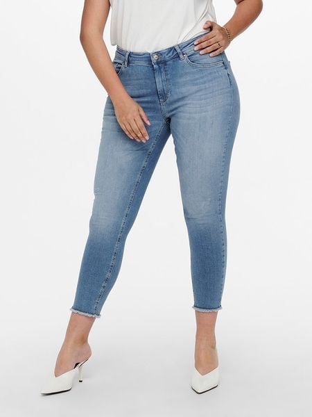 ONLY Carmakoma Dżinsy - Skinny fit - w kolorze błękitnym rozmiar: 48/L32. Niebieskie jeansy Only Carmakoma, z aplikacjami, ze skóry. Za 113,36 zł.
