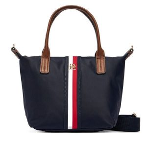 Torebka Tommy Hilfiger. Niebieskie torebki klasyczne TOMMY HILFIGER, bez wzorów, bez dodatków. Za 409,99 zł.