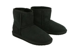 EMU AUSTRALIA W10003 Stinger Mini black, botki damskie. Czarne botki EMU Australia, na zimę, bez wzorów, ze skóry, bez obcasa, bez zapięcia. Za 599,92 zł.