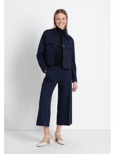 More & More Kurtka koszulowa w kolorze granatowym rozmiar: 42. Niebieskie kurtki More & More, bez wzorów, bez kaptura. Za 152,62 zł.