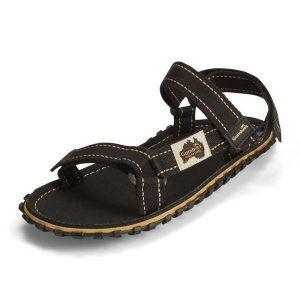 Sandały Gumbies Tracker Sandals Unisex Black GU-SATRA001 czarne. Czarne sandały bez wzorów, z bawełny, bez obcasa, bez zapięcia. Za 319,13 zł.
