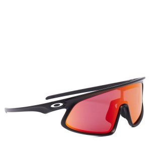 Okulary przeciwsłoneczne Oakley. Czarne okulary przeciwsłoneczne Oakley. Za 679,99 zł.